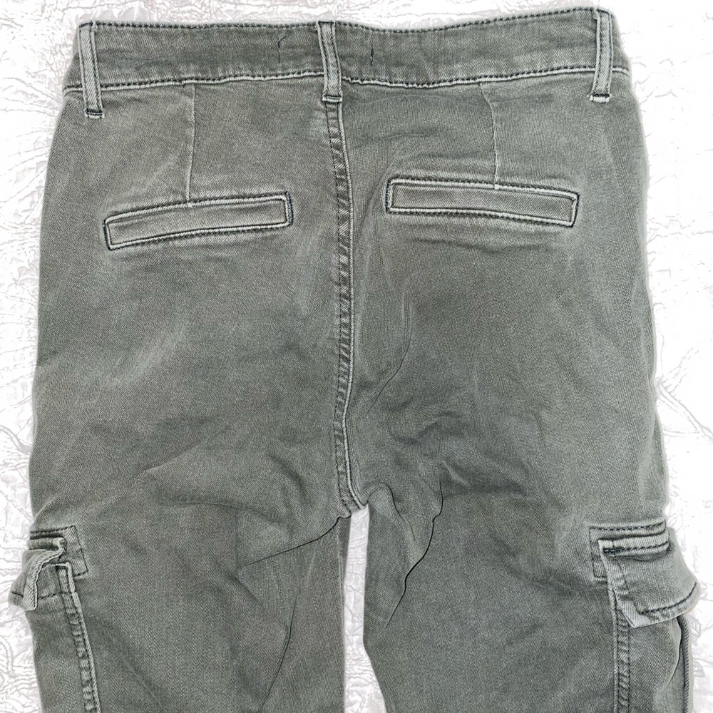 GUESS pants - Picture 3 of 8